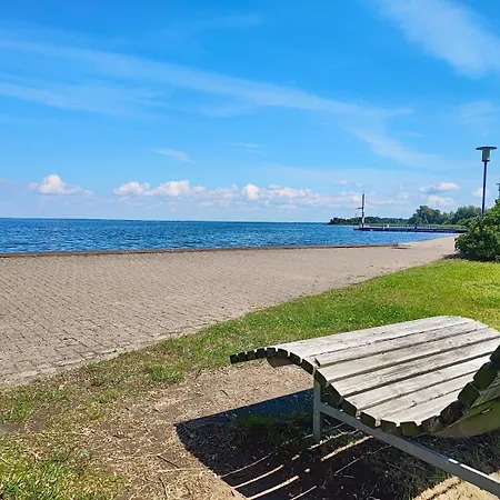 Gartendeck 421 アパート